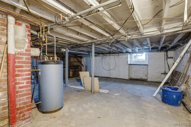 9918 Cayuga Drive, Niagara Falls, NY 14304