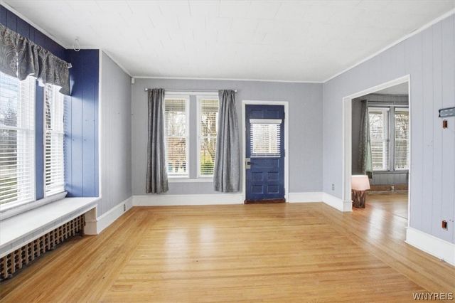 9918 Cayuga Drive, Niagara Falls, NY 14304