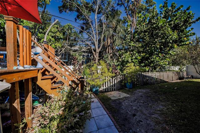 8037 POWDER HORN CIRCLE, Largo, FL 33773