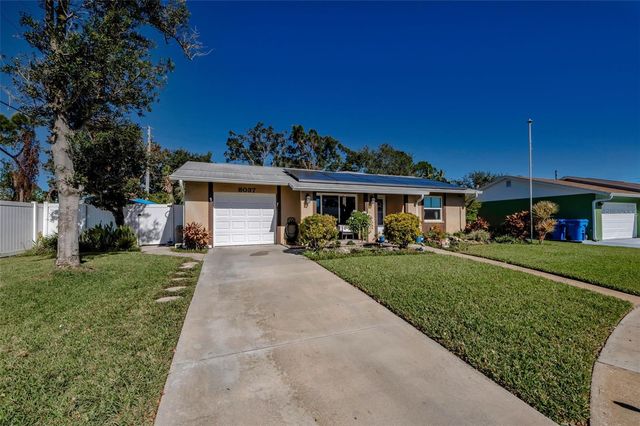 8037 POWDER HORN CIRCLE, Largo, FL 33773