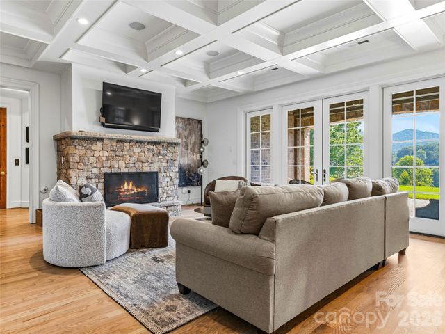 9 Linkside Court, Arden, NC 28704