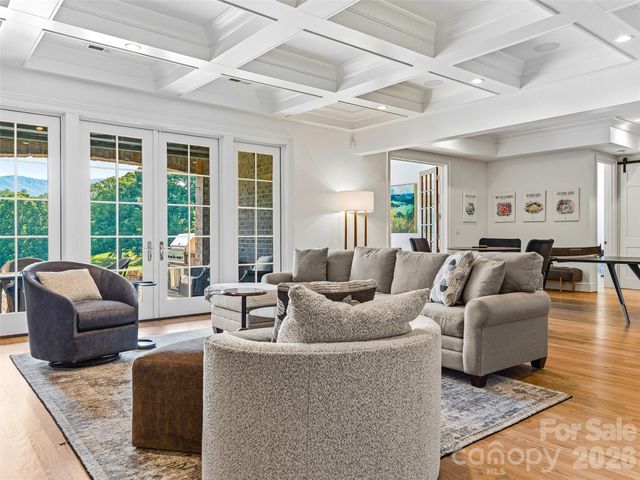 9 Linkside Court, Arden, NC 28704