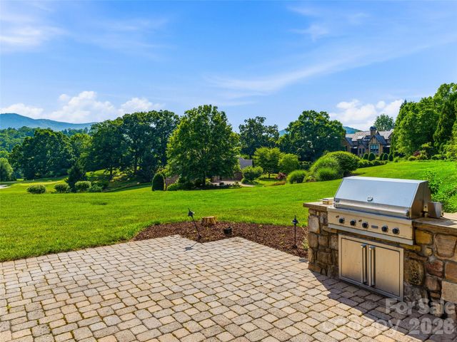9 Linkside Court, Arden, NC 28704