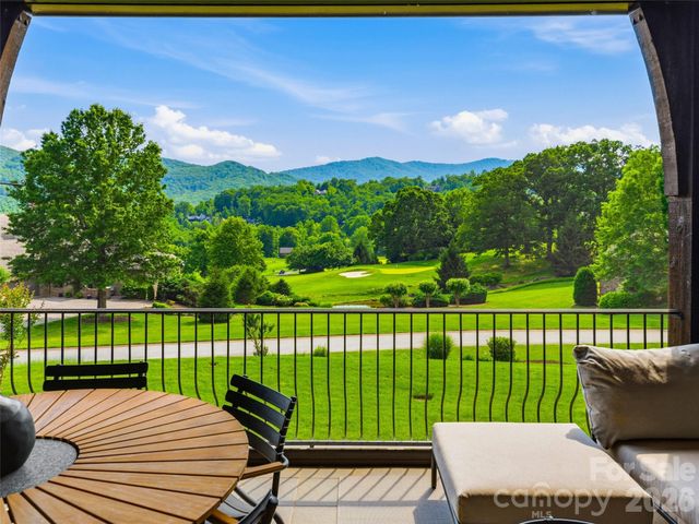 9 Linkside Court, Arden, NC 28704