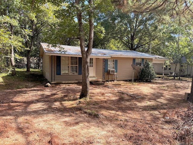 1128 N Samuel, Monticello, AR 71655