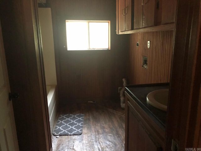 1128 N Samuel, Monticello, AR 71655