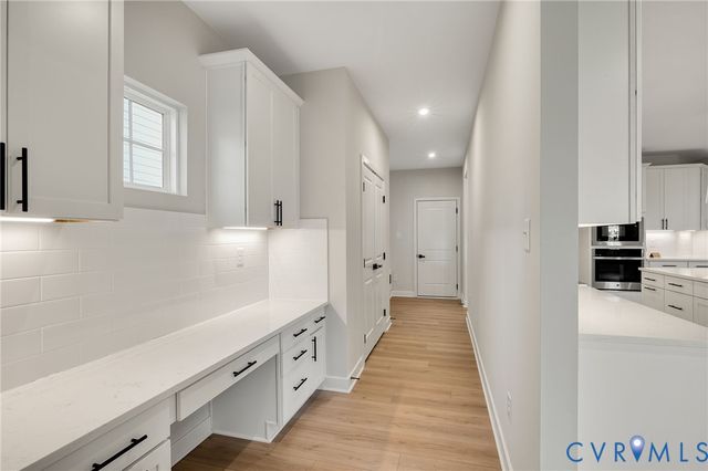 18724 Holly Crest Dr, Moseley, VA 23120