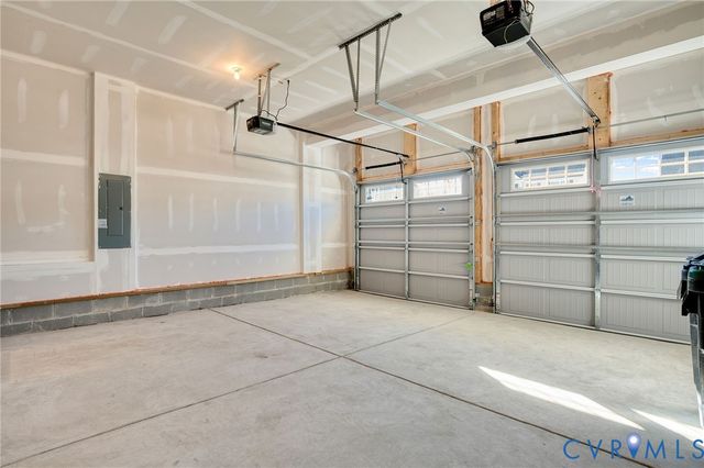 18724 Holly Crest Dr, Moseley, VA 23120