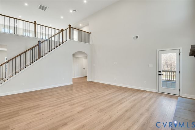 18724 Holly Crest Dr, Moseley, VA 23120