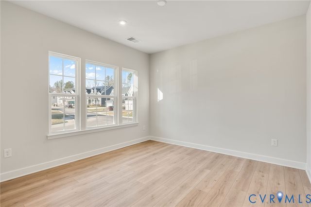 18724 Holly Crest Dr, Moseley, VA 23120