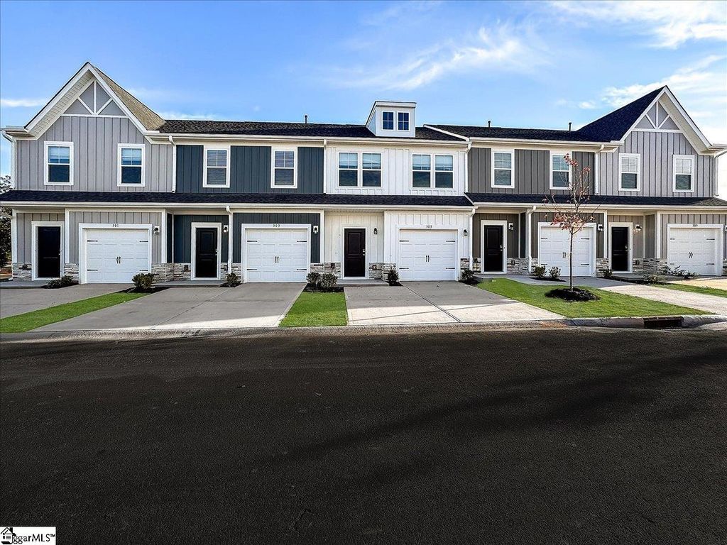 321 Mykonos Drive, Mauldin, SC 29662