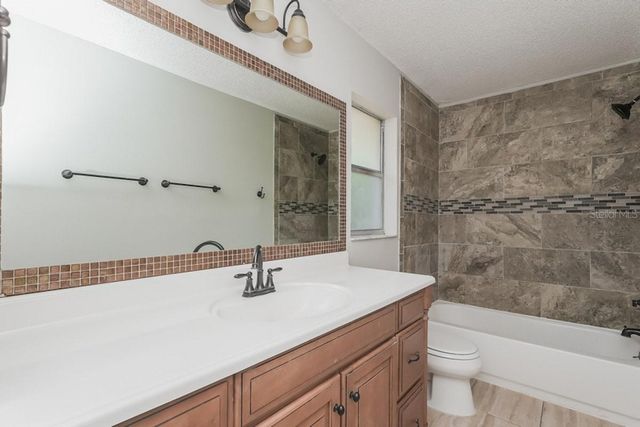 4400 OLD COLONY ROAD, Mulberry, FL 33860