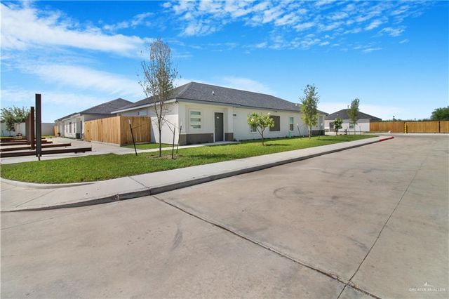 1413 N Inspiration E Boulevard 200, Alton, TX 78573