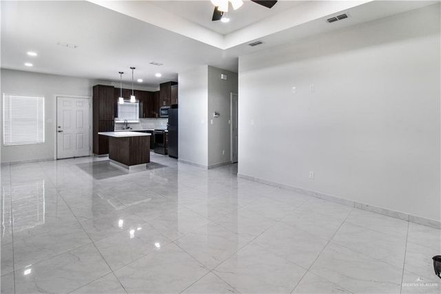 1413 N Inspiration E Boulevard 200, Alton, TX 78573