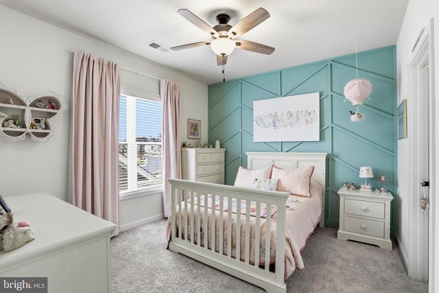 41306 STAGS LEAP DR, Aldie, VA 20105