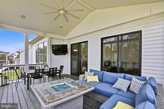 41306 STAGS LEAP DR, Aldie, VA 20105