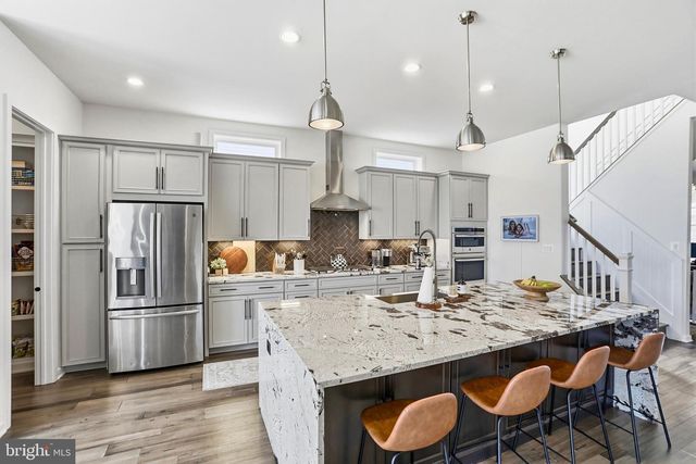 41306 STAGS LEAP DR, Aldie, VA 20105