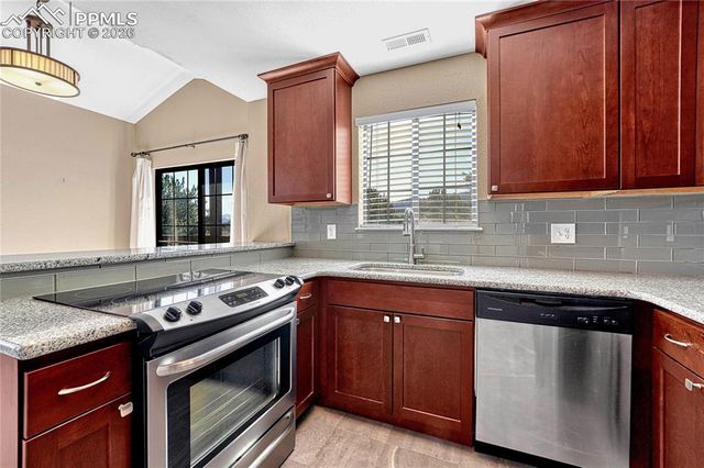 2147 Denton Grove 203, Colorado Springs, CO 80919