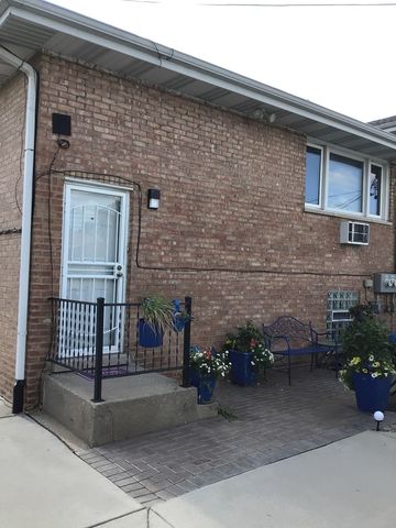401 Crandon Avenue, Calumet City, IL 60409