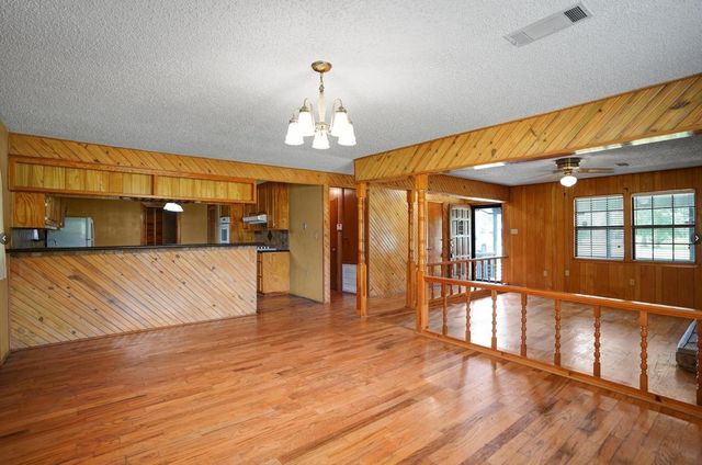 22855 E Martin Drive, Porter, TX 77365