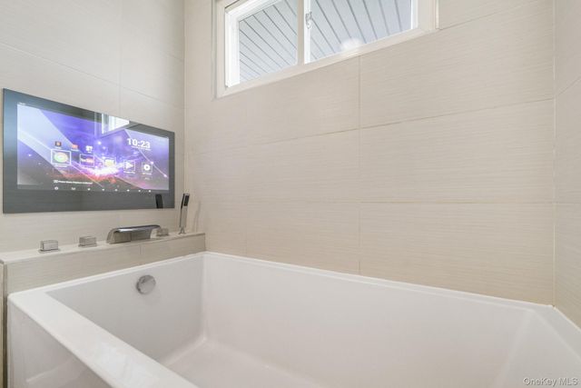 164 Drisler Avenue, White Plains, NY 10607