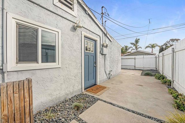 326 Grant Street, Oceanside, CA 92054