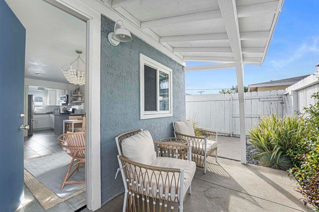 326 Grant Street, Oceanside, CA 92054