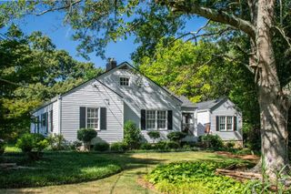5154 Central Drive, Stone Mountain, GA 30083