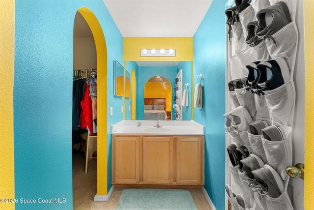 2047 Majestic Pine Court NE, Palm Bay, FL 32905