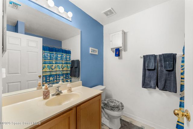 2047 Majestic Pine Court NE, Palm Bay, FL 32905