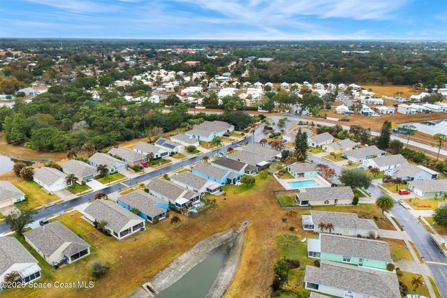 2047 Majestic Pine Court NE, Palm Bay, FL 32905