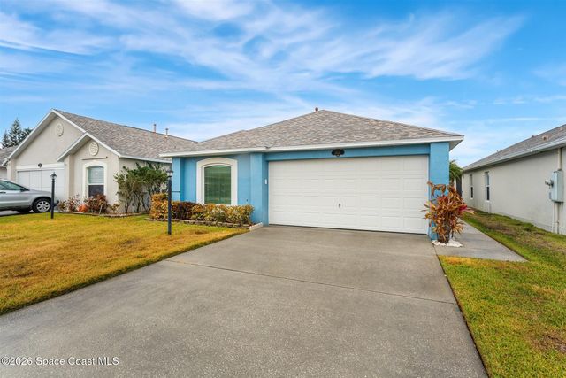 2047 Majestic Pine Court NE, Palm Bay, FL 32905