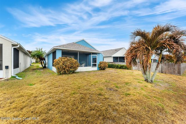 2047 Majestic Pine Court NE, Palm Bay, FL 32905