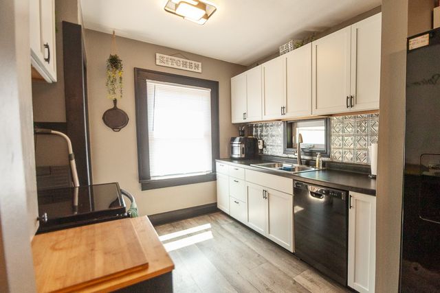 4030 Colfax Avenue, Des Moines, IA 50317