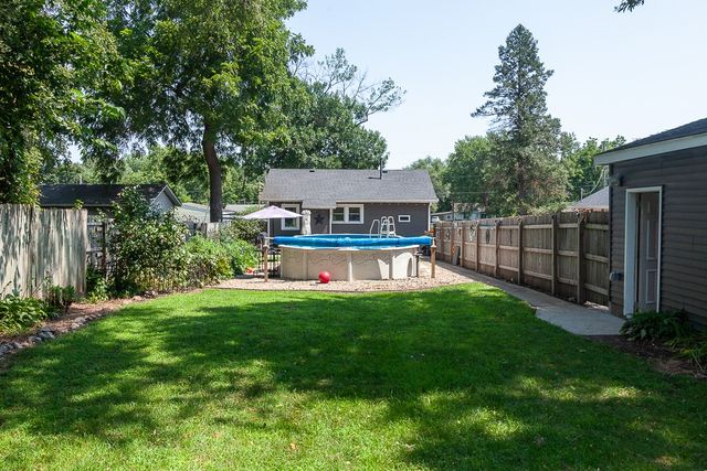 4030 Colfax Avenue, Des Moines, IA 50317