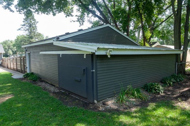 4030 Colfax Avenue, Des Moines, IA 50317