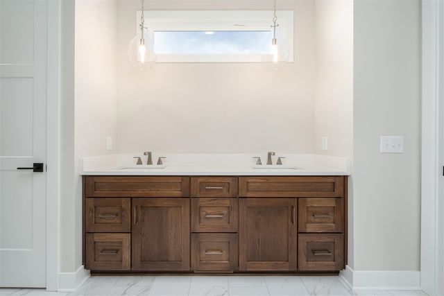 10545 Sharon Lee Lane, Portage, MI 49024