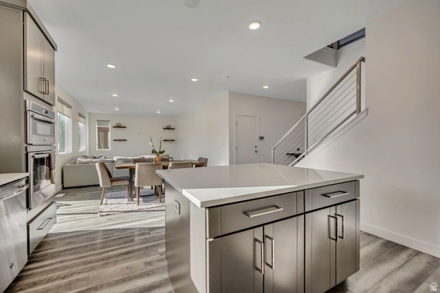 717 W WYNWOOD DR, Murray, UT 84123