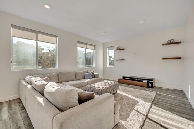 717 W WYNWOOD DR, Murray, UT 84123