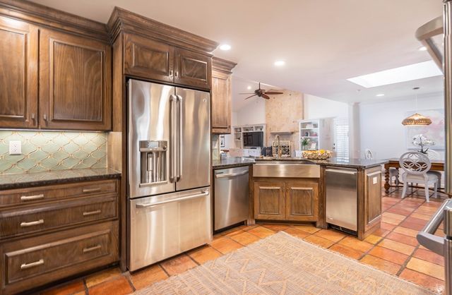 1202 Country Club Dr, Midland, TX 79701