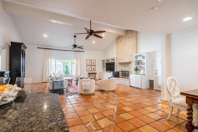 1202 Country Club Dr, Midland, TX 79701