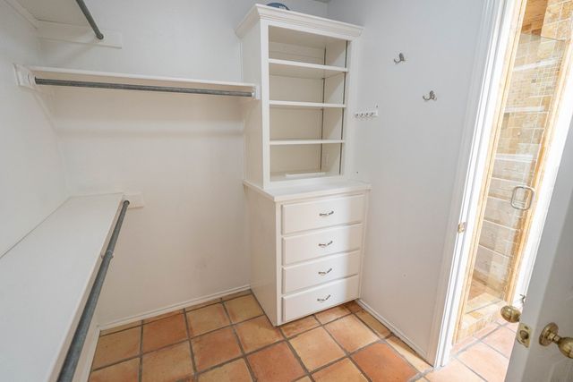 1202 Country Club Dr, Midland, TX 79701