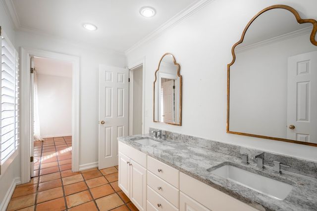 1202 Country Club Dr, Midland, TX 79701