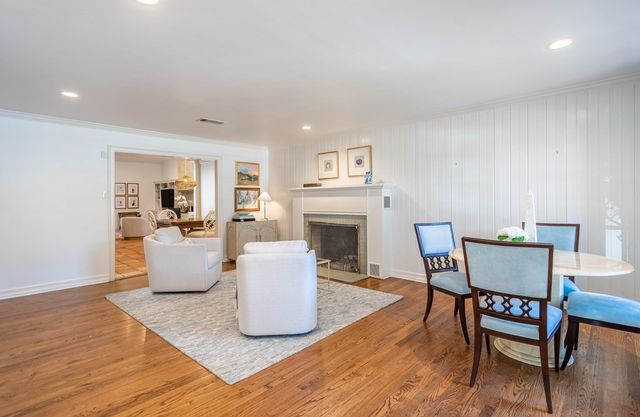 1202 Country Club Dr, Midland, TX 79701