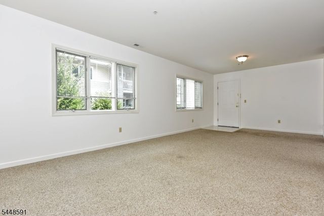 125 Orchard Park 125, Allendale Boro, NJ 07401