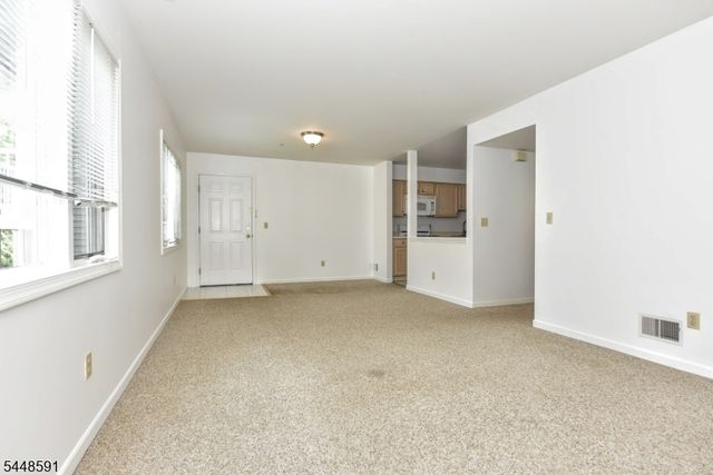 125 Orchard Park 125, Allendale Boro, NJ 07401