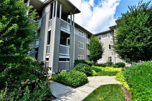 125 Orchard Park 125, Allendale Boro, NJ 07401