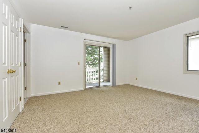 125 Orchard Park 125, Allendale Boro, NJ 07401