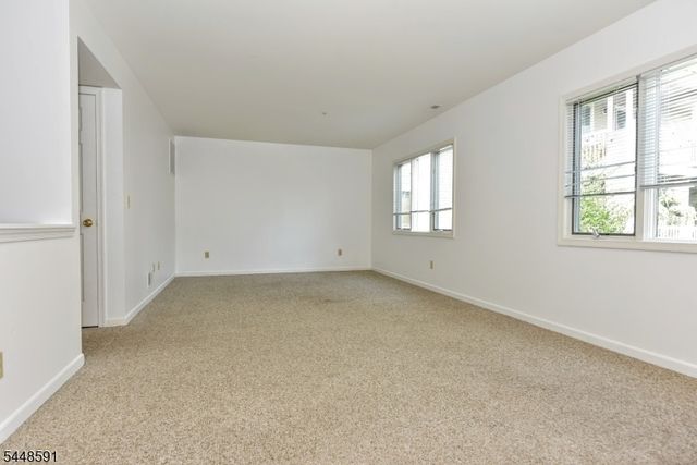 125 Orchard Park 125, Allendale Boro, NJ 07401