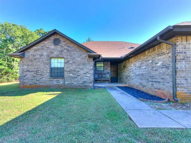 2800 Allspice Run, Norman, OK 73026